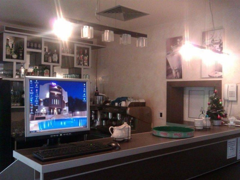 Guesthouse Vila Dnd نيسكا بانجا المظهر الخارجي الصورة