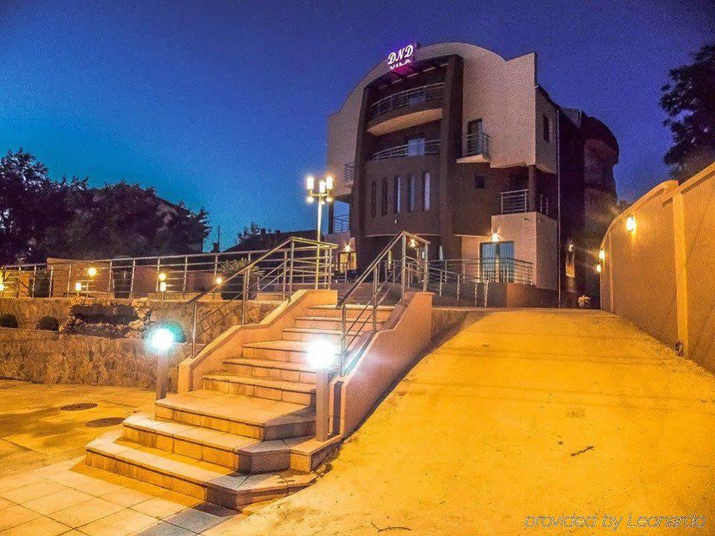 Guesthouse Vila Dnd نيسكا بانجا المظهر الخارجي الصورة