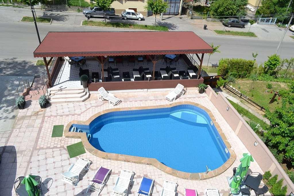Guesthouse Vila Dnd نيسكا بانجا المرافق الصورة